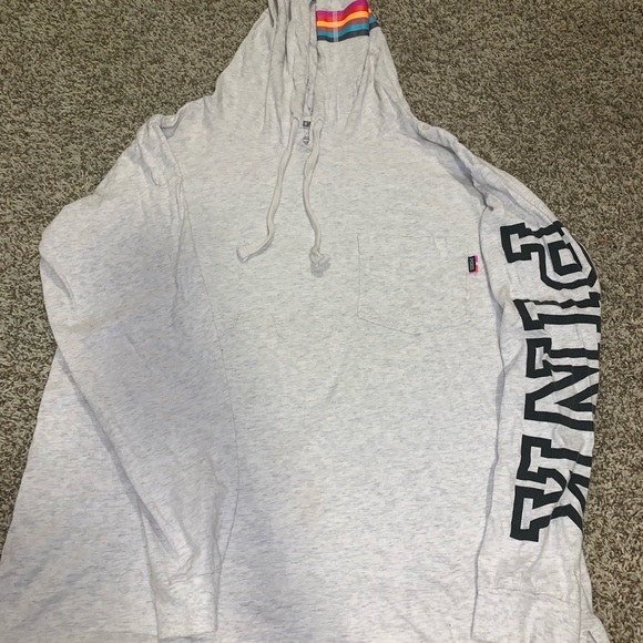 Victoria Secret pullover size medium - Picture 2 of 3